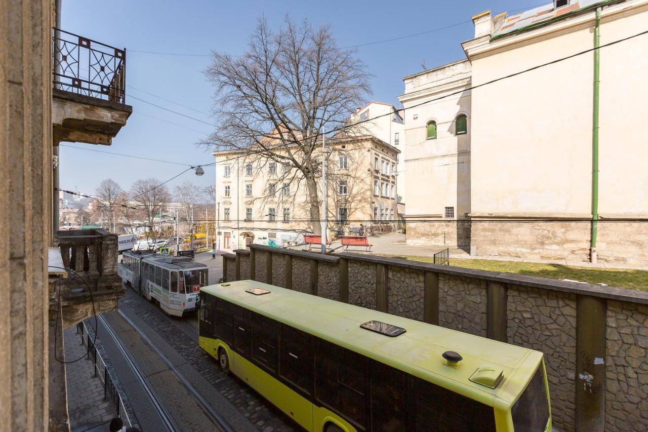 Квартира Студія Біля Оперного Театру По Вулиці Гонти 4-3А Lvov Exteriér fotografie