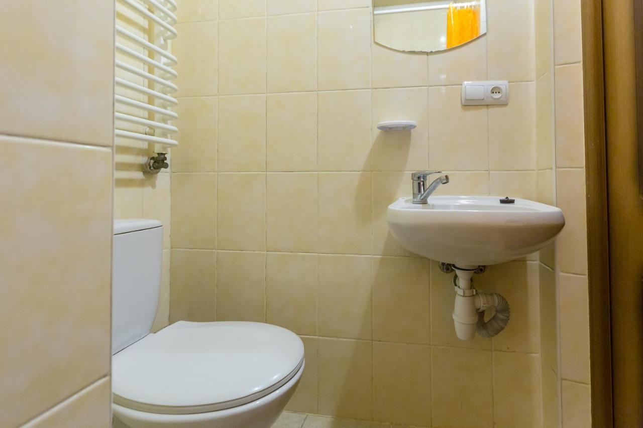 Квартира Студія Біля Оперного Театру По Вулиці Гонти 4-3А Lvov Exteriér fotografie